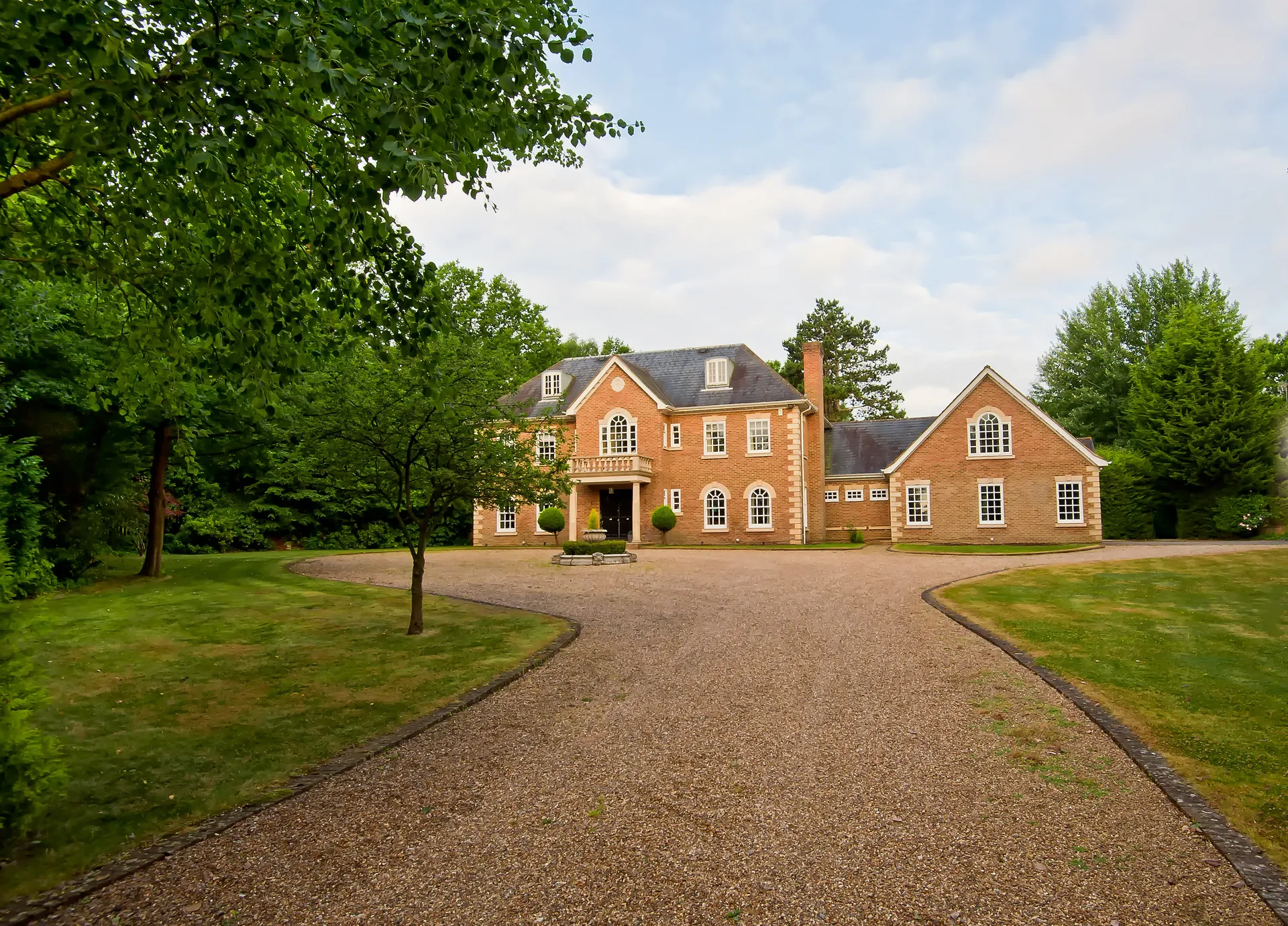 Welcome to Our Estate Agency